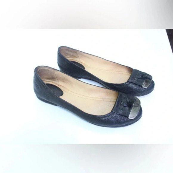 Frye flats - Picture 7 of 12